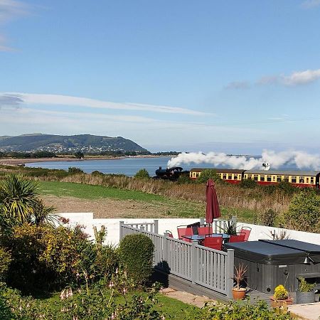 Blue Anchor House - Seaview, Hot Tub Apartments Bagian luar foto