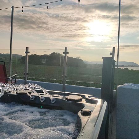 Blue Anchor House - Seaview, Hot Tub Apartments Bagian luar foto
