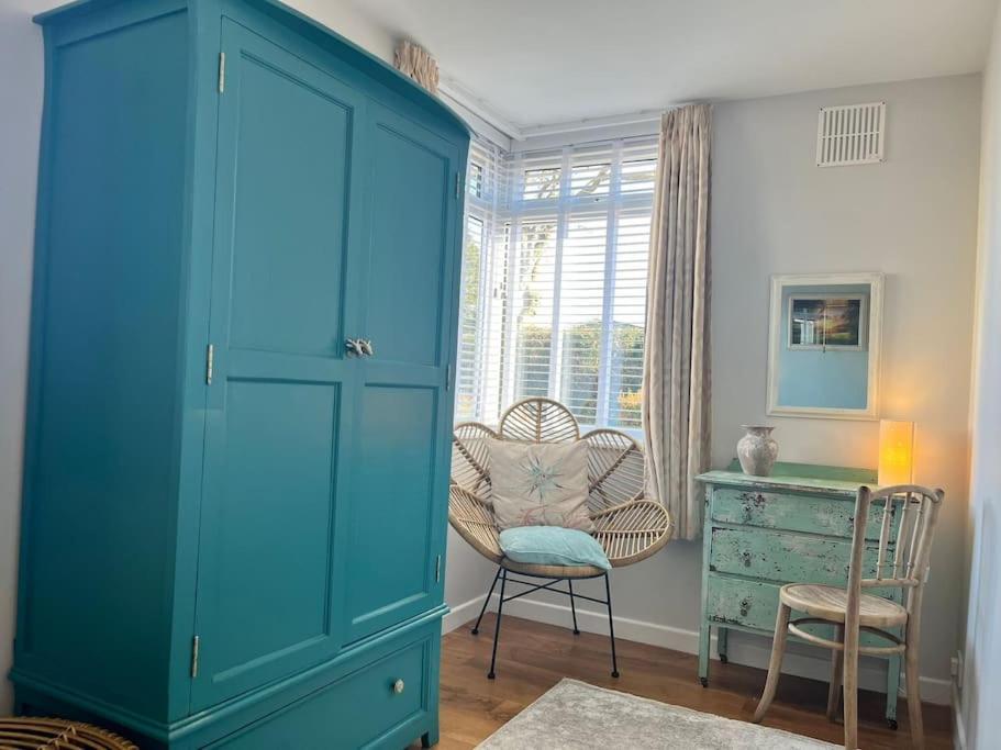 Blue Anchor House - Seaview, Hot Tub Apartments Bagian luar foto