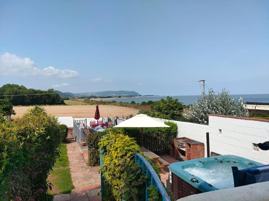 Blue Anchor House - Seaview, Hot Tub Apartments Bagian luar foto