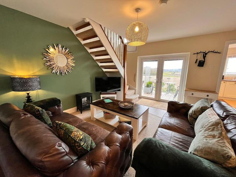 Blue Anchor House - Seaview, Hot Tub Apartments Bagian luar foto
